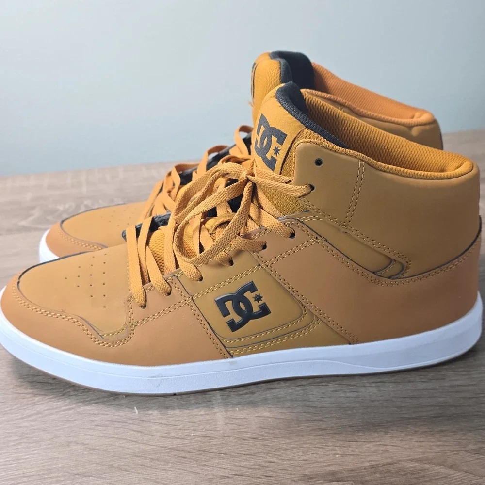 DC Shoes Cure Hi Top Mens 12 Wheat Tan Leather Skate Sneakers ADYS400072